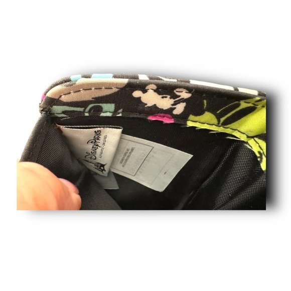 Mickey Mouse Neon Tri Fold Wallet & Captain America Trifold Chain Wallet - Picture 5 of 9